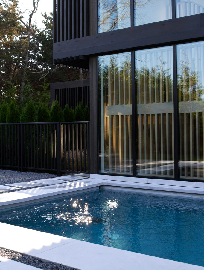 Hamptons modern home plunge pool design