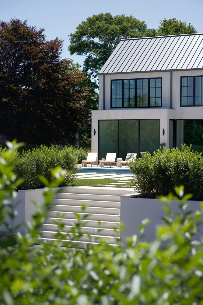 modern farmhouse gardens and patio area hamptons architecture