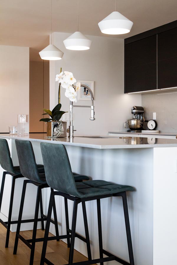 White modern coastal kitchen interior design
