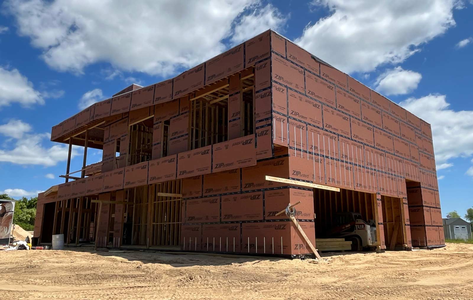 construction progress on modern hamptons home architecture