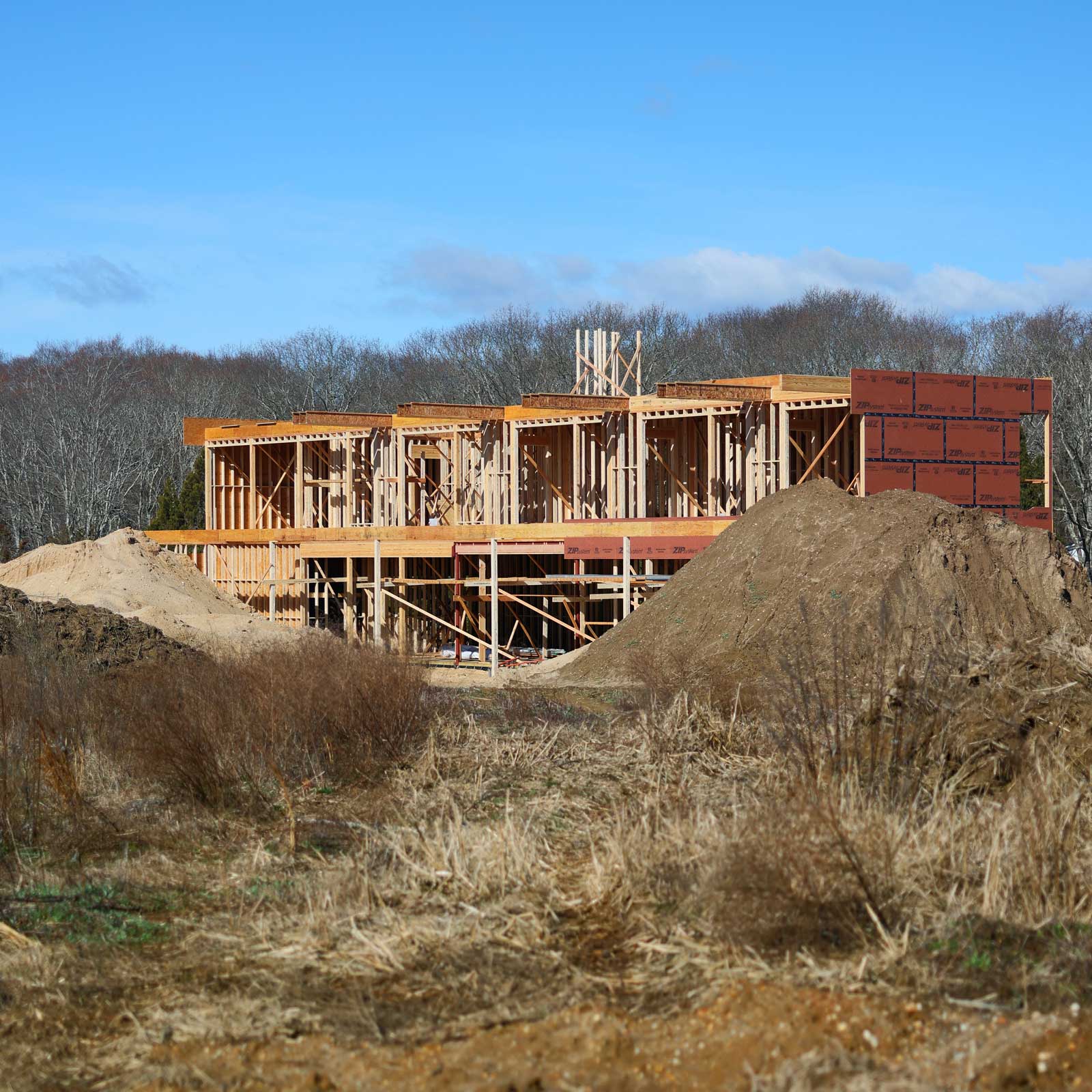 construction progress on modern hamptons home architecture