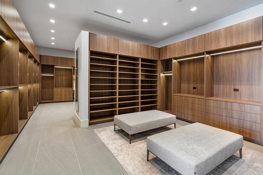 costs and price range for custom closet millwork in modern home architecture