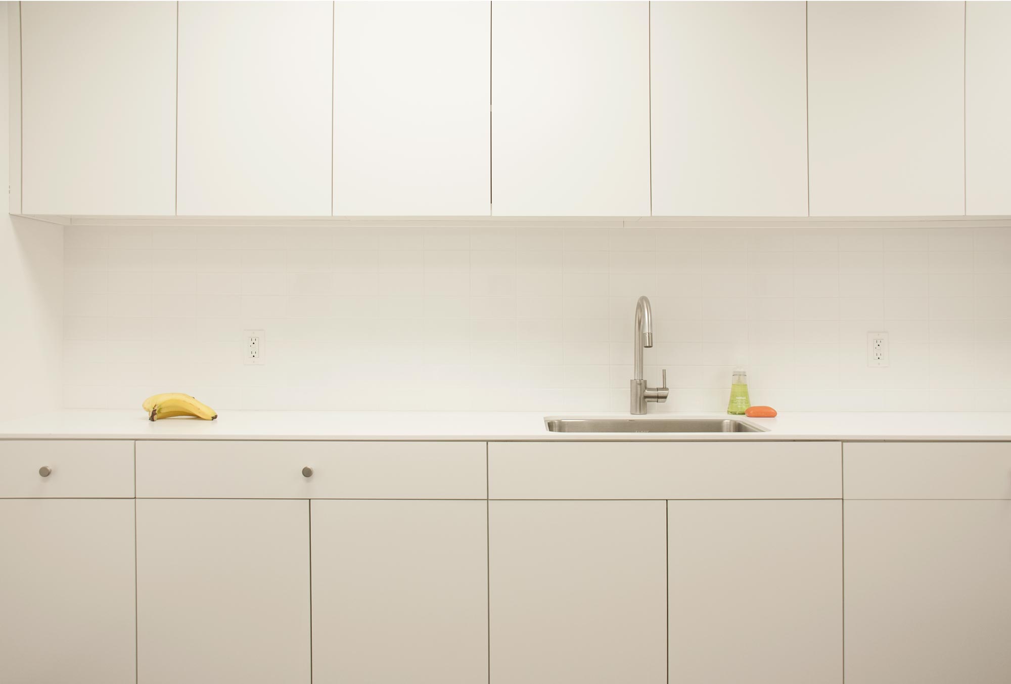 Clean modern Doctors Office Kitchen Design